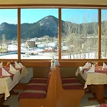 семеен кристал 斯莫梁