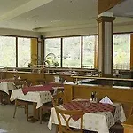 семеен кристал Hotel 3*