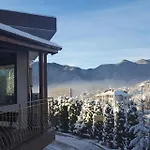 酒店 семеен кристал 3*