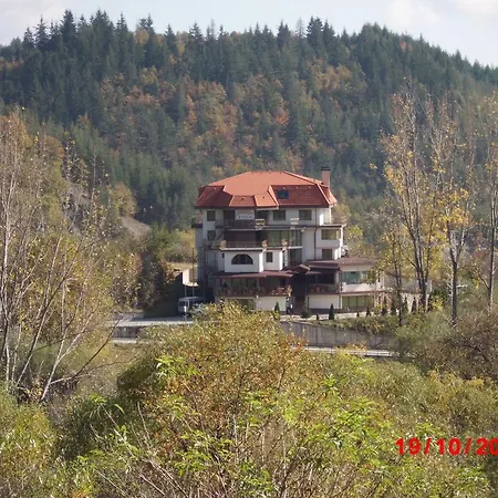 семеен кристал 酒店