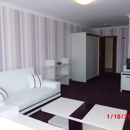 семеен кристал 3* 斯莫梁