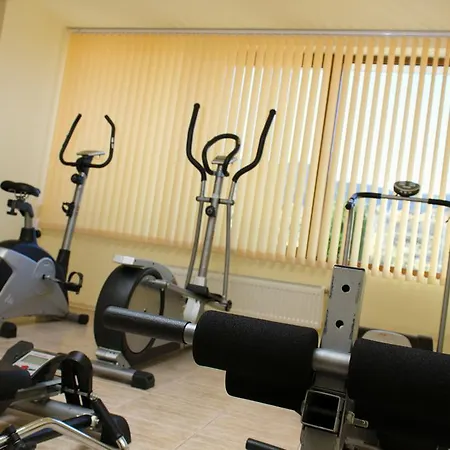 семеен кристал 斯莫梁