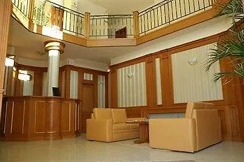 семеен кристал