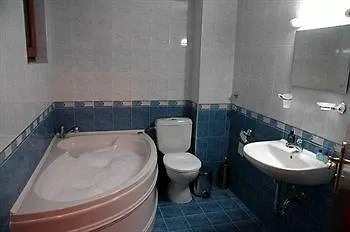 семеен кристал 斯莫梁