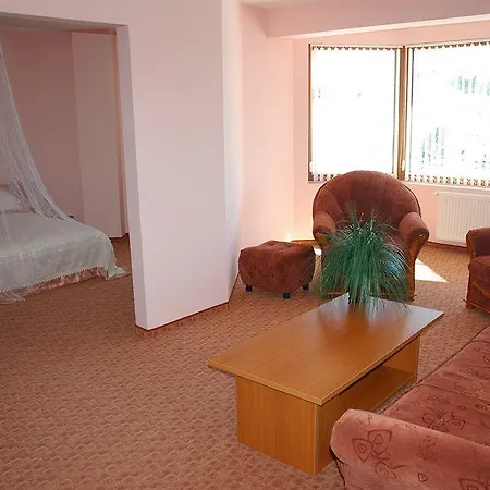 семеен кристал 酒店