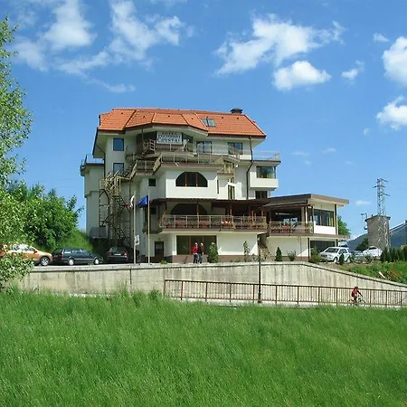 семеен кристал 3*