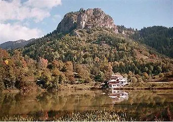 семеен кристал 酒店