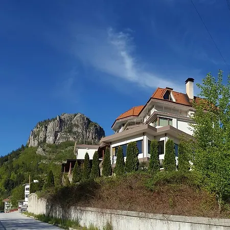 Ξενοδοχείο семеен кристал
