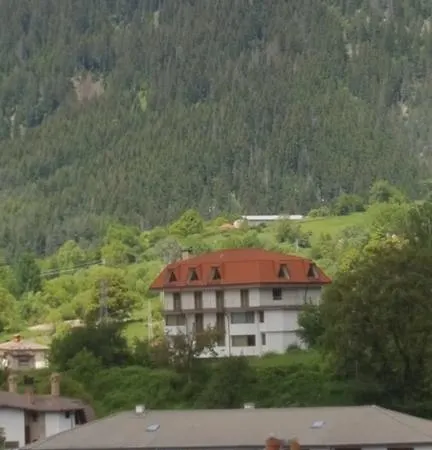 Семеен Хотел Кристал Hotel Smoljan