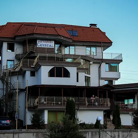 семеен кристал 酒店 斯莫梁