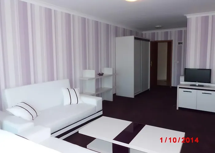 семеен кристал 3* Smoljan