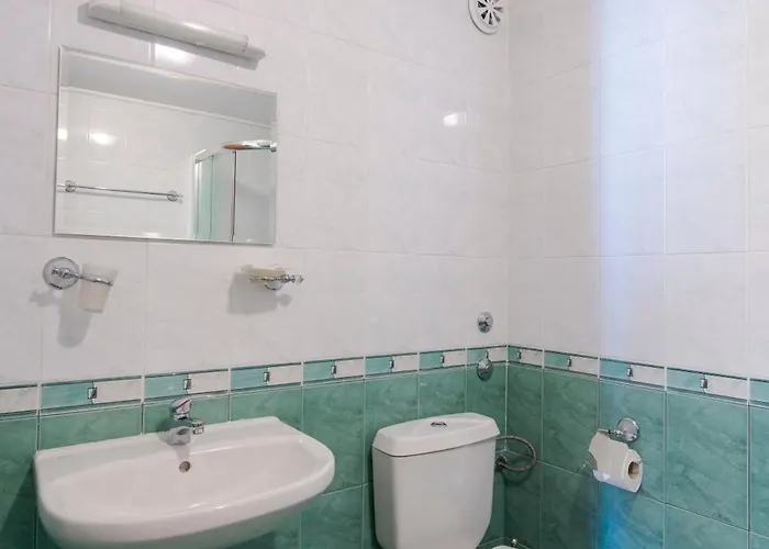 Hotel семеен кристал