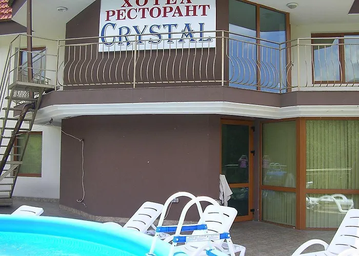 Hotel семеен кристал