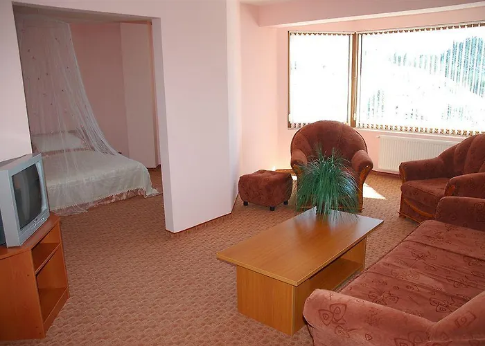 семеен кристал Hotel