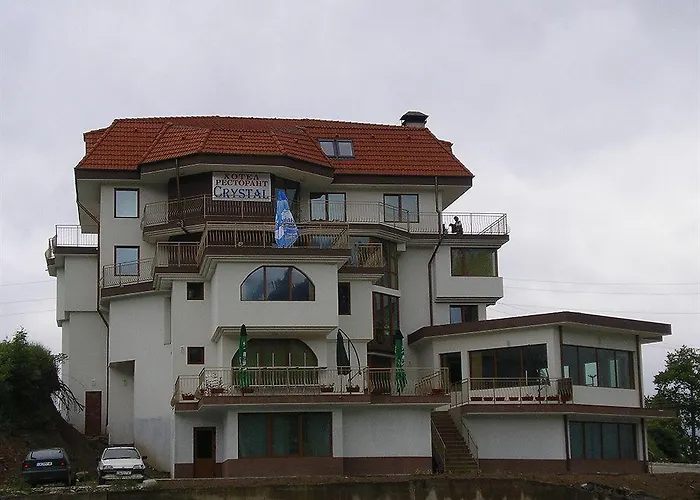 семеен кристал Hotel