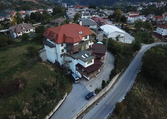 семеен кристал Hotel 3*